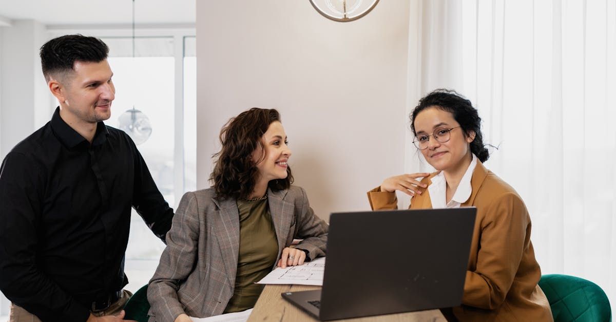 Inbound vs. Outbound BPO Services: Strategy for Your Growth Stage